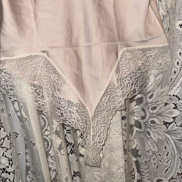 JCPenney blush Lace vintage Teddy - Picture 2 of 8